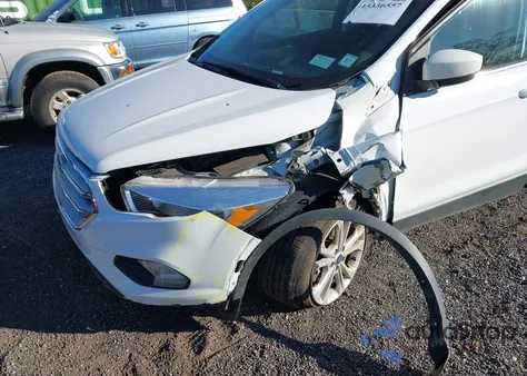 2018 Ford Escape Se из США, поврежденный, VIN 1FMCU9GD7JUC68368